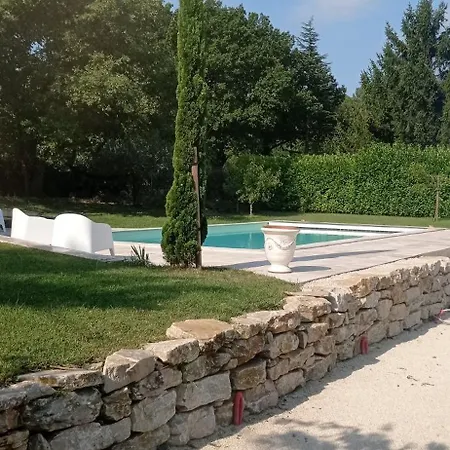 La Maison Bed & Breakfast Saint-Paul-Trois-Chateaux